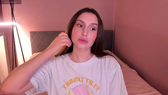 Celine Coello online show from 06-11-26, 08:18