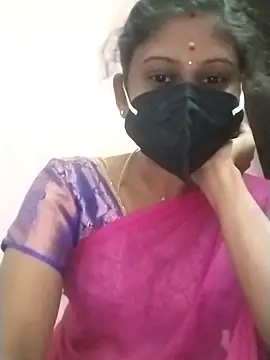 Snapshot of Tamil_Nathiya1 chatting on 02-08-26, 05:33 Tamil Nathiya1 online show from 02-08-26, 05:33