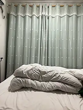 Snapshot of ruanruan05 chatting on 03-06-26, 12:56 ruanruan05 online show from 03-06-26, 12:56