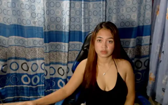 pinay mayahiga online show from 04-11-26, 02:10