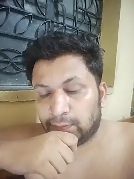 Snapshot of Pravin9562 chatting on 04-08-26, 06:52 Pravin9562 online show from 04-08-26, 06:52