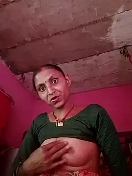 Snapshot of Juli_rathore chatting on 02-04-26, 07:47 Juli rathore online show from 02-04-26, 07:47