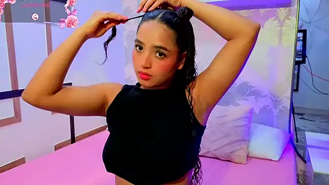 Emma Thompssonn online show from 07-14-26, 12:22