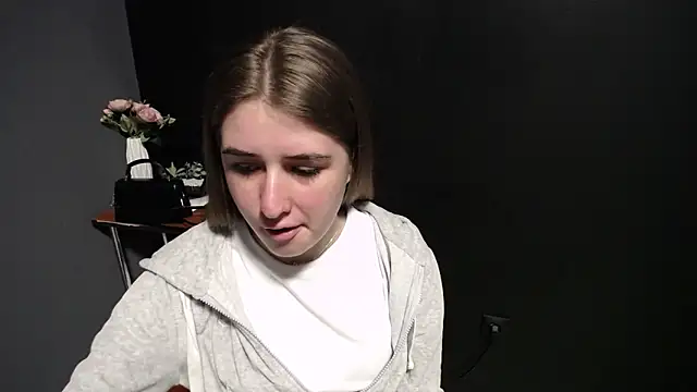 Sunny siren online show from 03-30-26, 12:28