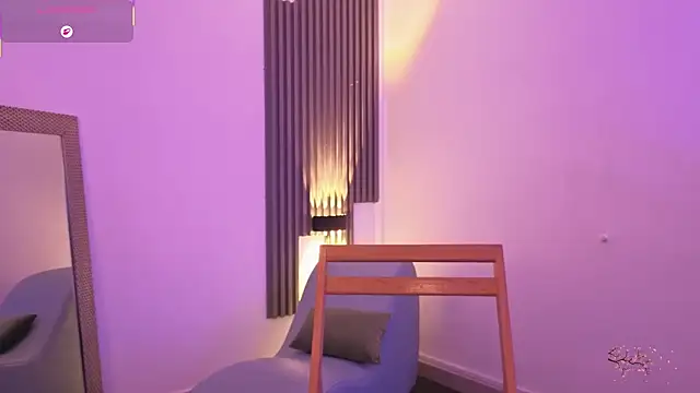 Snapshot of fransheskarossi chatting on 02-24-26, 12:25 fransheskarossi online show from 02-24-26, 12:25