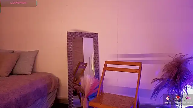 Snapshot of fransheskarossi chatting on 03-16-26, 12:09 fransheskarossi online show from 03-16-26, 12:09