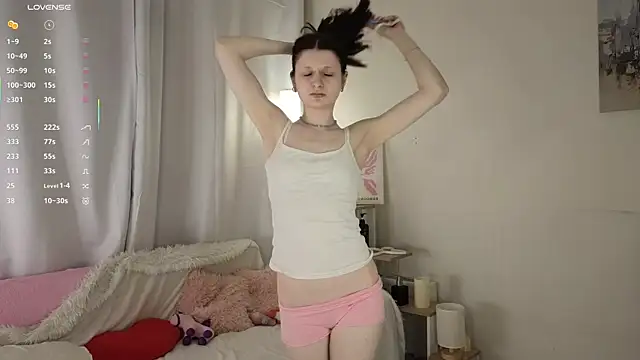 CarmaOlen online show from 04-26-26, 07:33