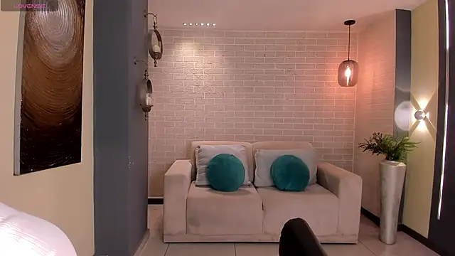 MilaVelvet  online show from 02-10-26, 12:20