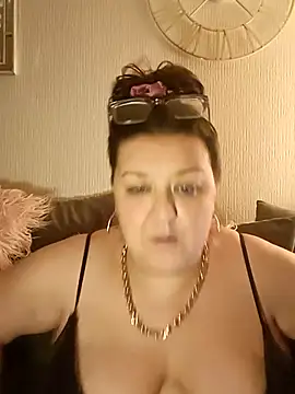 Snapshot of Nova-iswiserx chatting on 02-25-26, 08:51 Nova-iswiserx online show from 02-25-26, 08:51