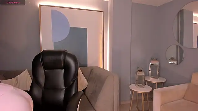 BellaThompsonX online show from 02-22-26, 11:36