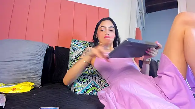 Snapshot of rose_thompson19 chatting on 02-14-26, 07:10 rose thompson19 online show from 02-14-26, 07:10