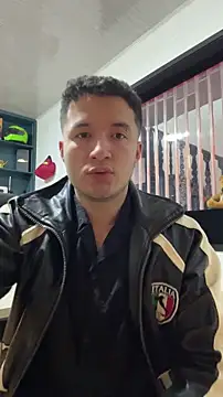 Snapshot of Alexander_Connor chatting on 03-10-26, 11:37 Alexander Connor online show from 03-10-26, 11:37