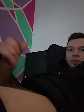 Snapshot of UnipolarBight chatting on 01-16-26, 11:53 UnipolarBight online show from 01-16-26, 11:53