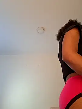 Snapshot of Ebony_love07 chatting on 03-12-26, 08:26 Ebony love07 online show from 03-12-26, 08:26