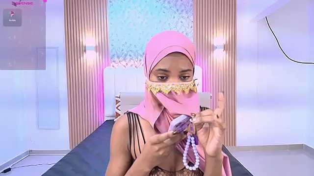 Amira Alzahra online show from 03-13-26, 05:14