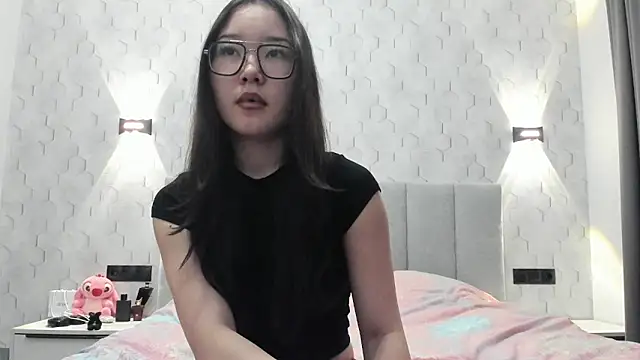 theadorableprinces online show from 02-11-26, 08:14