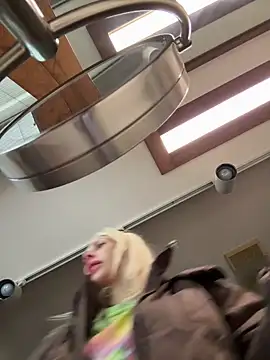 Snapshot of LindseyFAFO chatting on 03-13-26, 01:18 LindseyFAFO online show from 03-13-26, 01:18