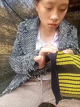 Snapshot of Hari-saka chatting on 01-18-26, 02:26 Hari-saka online show from 01-18-26, 02:26