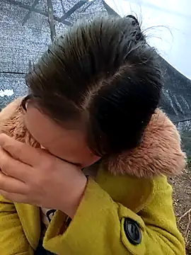 Snapshot of Hari-saka chatting on 02-11-26, 10:31 Hari-saka online show from 02-11-26, 10:31