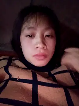 Snapshot of Hari-saka chatting on 02-24-26, 04:05 Hari-saka online show from 02-24-26, 04:05