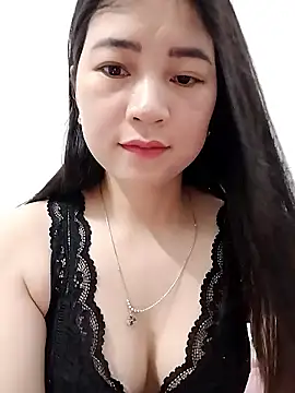 Snapshot of LoveLillyy69 chatting on 06-18-26, 02:01 LoveLillyy69 online show from 06-18-26, 02:01
