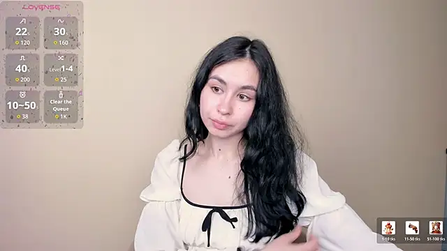 GiovannaAntonelli online show from 04-12-26, 05:45