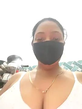 Snapshot of Hot-Tinaa chatting on 03-06-26, 04:03 Hot-Tinaa online show from 03-06-26, 04:03