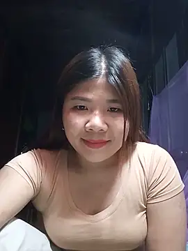 Snapshot of Lioe_koei chatting on 05-17-26, 02:13 Lioe koei online show from 05-17-26, 02:13