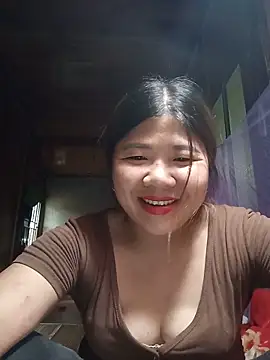 Snapshot of Lioe_koei chatting on 06-17-26, 05:32 Lioe koei online show from 06-17-26, 05:32