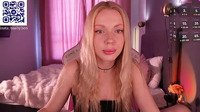 Snapshot of cutebon chatting on 03-07-26, 05:26 cutebon online show from 03-07-26, 05:26