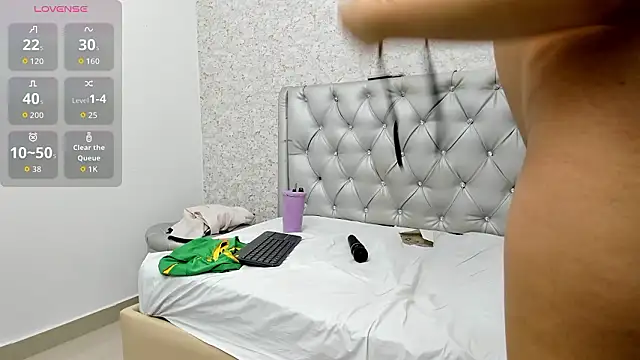 Snapshot of aylin_parker16 chatting on 02-03-26, 11:26 aylin parker16 online show from 02-03-26, 11:26