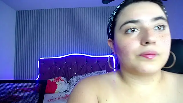 Snapshot of sonic_jess07 chatting on 01-18-26, 08:12 sonic jess07 online show from 01-18-26, 08:12