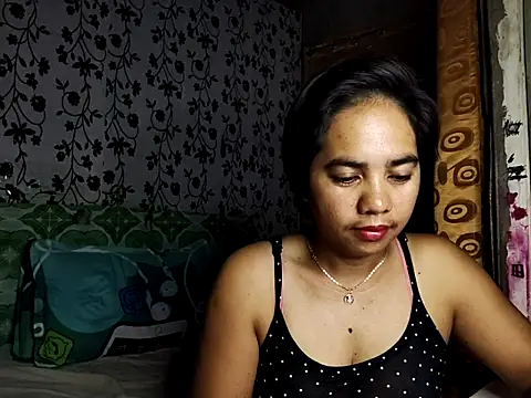 LoveSammantha24xxx online show from 04-26-26, 07:44