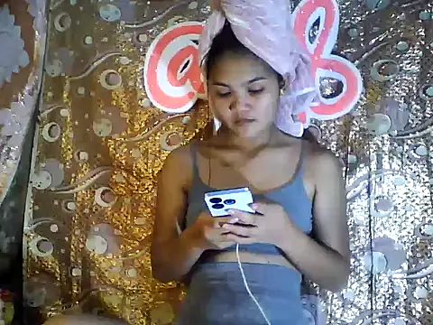 PinaySkinnyJust18 online show from 02-20-26, 08:16