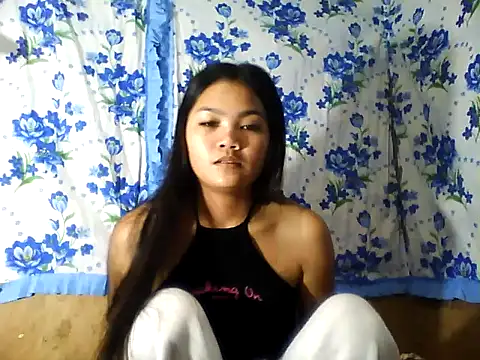 PinaySkinnyJust18 online show from 04-02-26, 09:01