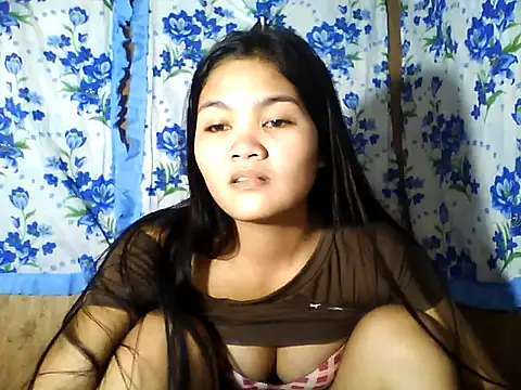 PinaySkinnyJust18 online show from 04-28-26, 02:27