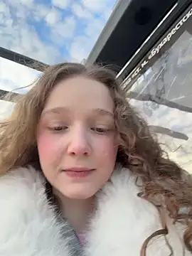 outside rosy online show from 04-29-26, 04:44