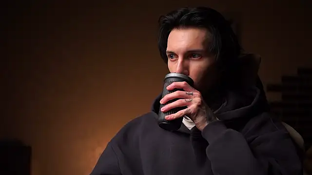 Snapshot of mr-capitalist chatting on 02-13-26, 04:03 mr-capitalist online show from 02-13-26, 04:03