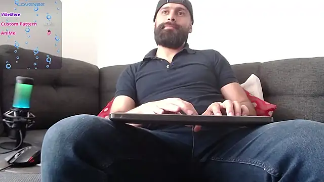 Snapshot of SpermsBank chatting on 03-12-25, 06:11 SpermsBank online show from 03-12-25, 06:11