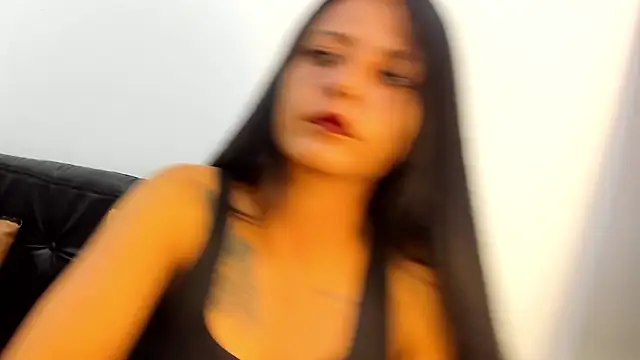 Snapshot of KiaraBlack_01 chatting on 02-19-26, 08:49 KiaraBlack 01 online show from 02-19-26, 08:49