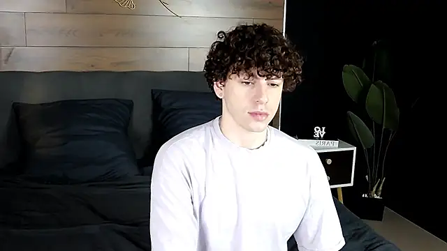 Snapshot of TylerGibson chatting on 02-04-26, 03:34 TylerGibson online show from 02-04-26, 03:34