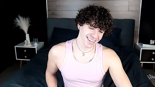 Snapshot of TylerGibson chatting on 02-10-26, 07:51 TylerGibson online show from 02-10-26, 07:51