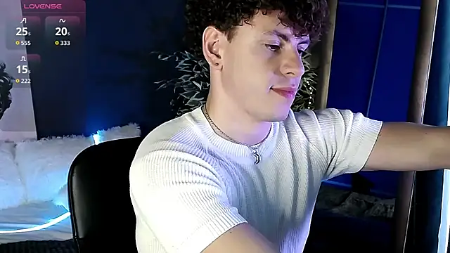 TylerGibson online show from 06-18-26, 02:54