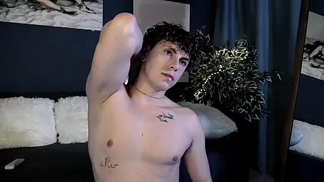 TylerGibson online show from 07-26-26, 01:58