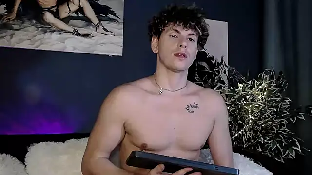 TylerGibson online show from 07-31-26, 06:51