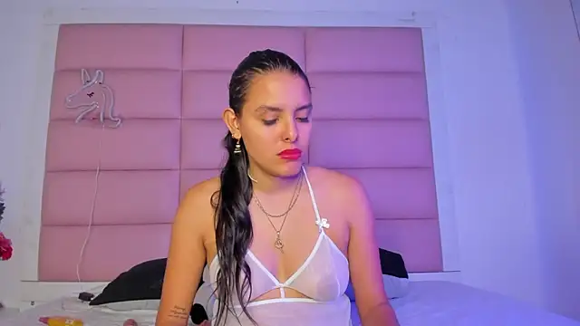 Catalinna 03 online show from 04-17-26, 12:41