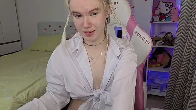 Mia WaterFall online show from 02-21-26, 03:18