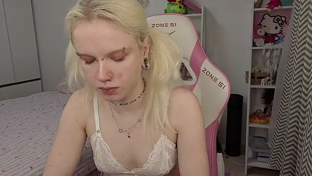 Mia WaterFall online show from 03-07-26, 03:14