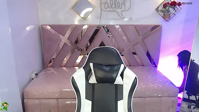 Snapshot of Melisa_v chatting on 03-12-26, 08:15 Melisa v online show from 03-12-26, 08:15