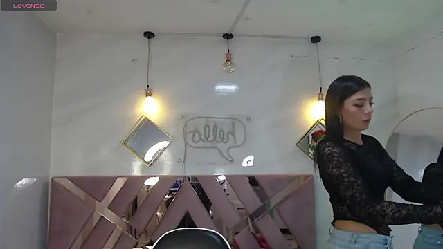 Snapshot of Melisa_v chatting on 03-13-26, 08:15 Melisa v online show from 03-13-26, 08:15